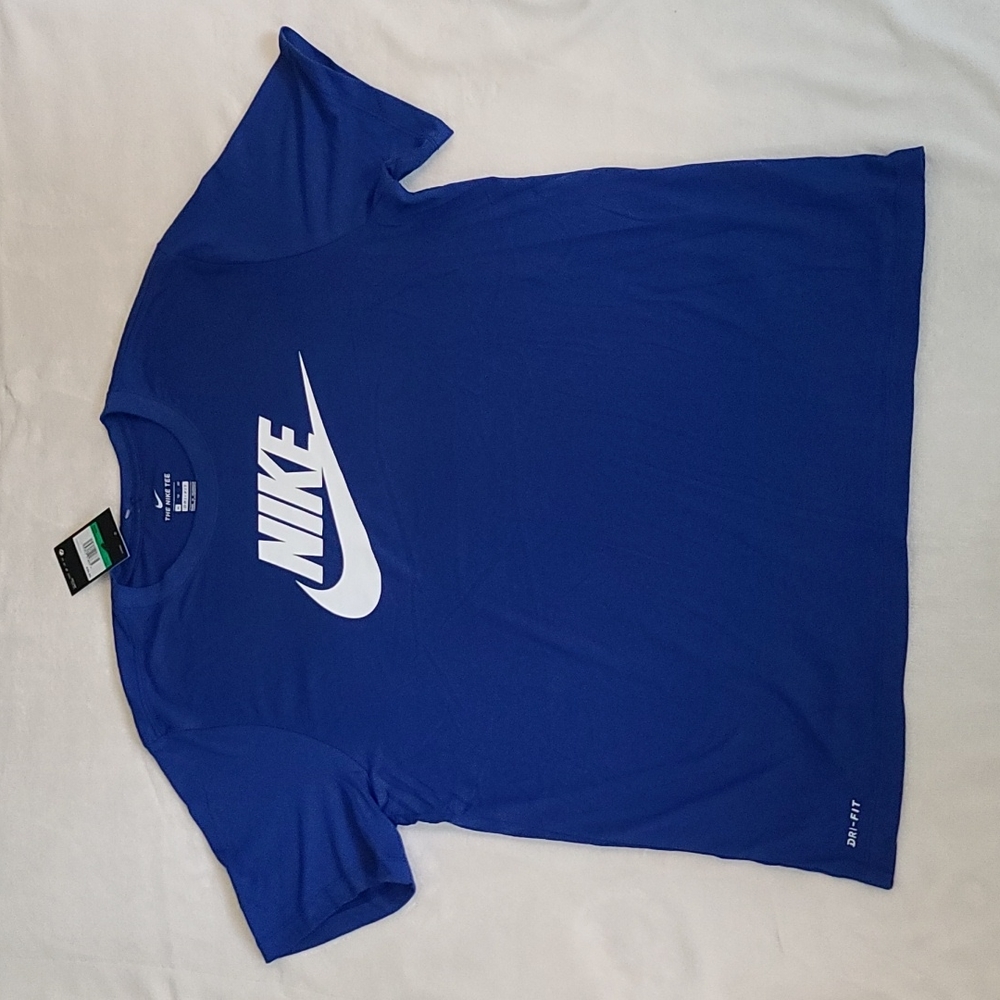 Nike Men's tee